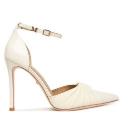 Szpilki Marciano Guess. Szpilki damskie Marciano Guess, z aplikacjami, bez obcasa, bez zapięcia. Za 1,129.00 zł.