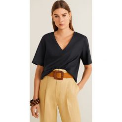 Mango - Bluzka Chai. Czarne bluzki damskie Mango, l, bez wzorów, ze lnu, eleganckie, bez kołnierzyka, bez ramiączek. W wyprzedaży za 79.90 zł.