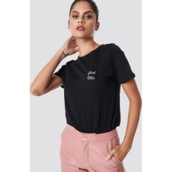 NA-KD T-shirt Good Vibes - Black. T-shirty damskie marki NA-KD. Za 72.95 zł.