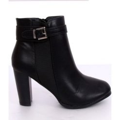 Botki na obcasie czarne F815-2 Black. Czarne botki damskie ButyModne, ze skóry ekologicznej, eleganckie, bez obcasa, na obcasie, bez zapięcia. W wyprzedaży za 107.56 zł.