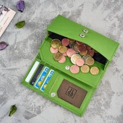 Paolo Peruzzi Portfel damski ze skóry zielony T-45-GR. Zielone portfele damskie Paolo Peruzzi, bez wzorów, ze skóry. Za 115.40 zł.