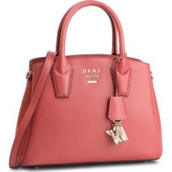 Torebka DKNY - Hutton Th Satchel R84DA847 Dp Blush D81. Torebki do ręki damskie marki DKNY. Za 1,069.00 zł.