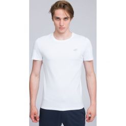 T-shirt męski TSM002 - biały. Białe t-shirty męskie 4f, na lato, z bawełny. W wyprzedaży za 34.99 zł.