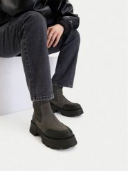 G-Star Raw Sztyblety CEO-WI16-525-05 Szary. Szare botki damskie G-Star, retro, bez obcasa, na płaskiej podeszwie, bez zapięcia. Za 439.99 zł.