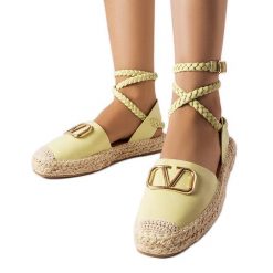 Zielone wiązane espadryle Parent. Zielone espadryle damskie z aplikacjami, z koronki, boho, z otwartym noskiem, bez obcasa, na platformie, bez zapięcia. Za 84.79 zł.
