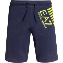 Szorty dresowe EA7 EMPORIO ARMANI. Szorty męskie marki EA7 Emporio Armani. Za 390.00 zł.
