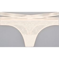 Koronkowe stringi - Beżowy. Stringi damskie marki Reserved. Za 29.99 zł.