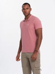 Męska jednokolorowa koszulka polo BASIC z dzianiny pique - ciemnoróżowa V7 OM-POBS-0100 3XL. Czerwone koszulki polo męskie Ombre, m, bez wzorów, z dzianiny, bez ramiączek. Za 151.28 zł.