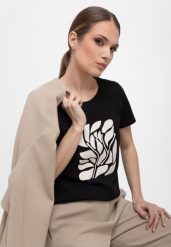 Koszulka z graficznym nadrukiem T-MYKONOS. Czarne t-shirty damskie Volcano, m, bez wzorów, z bawełny, klasyczne, bez kołnierzyka. Za 84.99 zł.
