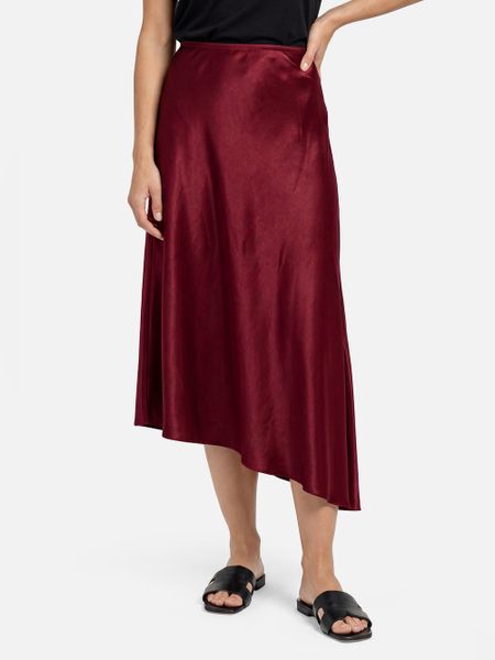 Msch Copenhagen Spódnica Kobiety czerwony, M. Czerwone spódnice damskie MSCH Copenhagen, m, bez wzorów, asymetryczne. Za 299.95 zł.