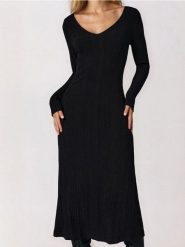 Prążkowana sukienka maxi - czarny. Czarne sukienki damskie Sinsay, l, bez wzorów, prążkowane, bez kołnierzyka, bez ramiączek, maxi. Za 59.99 zł.