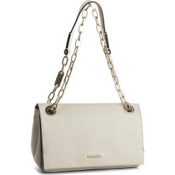 Torebka CALVIN KLEIN BLACK LABEL - Instant Convertible K60K603888 000. Listonoszki damskie Calvin Klein Black Label. W wyprzedaży za 489.00 zł.