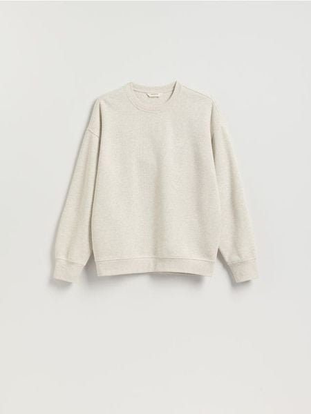 Bluza z drobnym haftem - złamana biel. Bluzy męskie Reserved, l, bez wzorów, z bawełny, bez kaptura. W wyprzedaży za 49.99 zł.