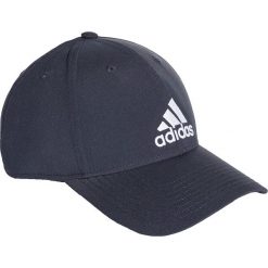 Adidas Classic Lightweight Cap DT8554. Czapki i kapelusze męskie Adidas, bez wzorów, z materiału. W wyprzedaży za 49.99 zł.