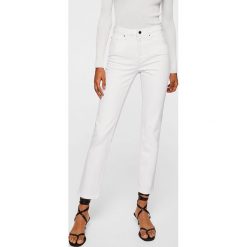 Mango - Jeansy Anna. Jeansy damskie marki Mango. W wyprzedaży za 49.90 zł.