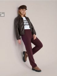 Spodnie cygaretki z dzianiny Roma z wiskozą - czerwony. Czerwone spodnie materiałowe damskie Sinsay, l, bez wzorów, z dzianiny. Za 49.99 zł.