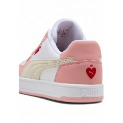 Damskie sneakersy PUMA Caven 2.0 Idylle PUMA Pink Fruit White Frosted Ivory. Białe obuwie sportowe damskie Puma, bez wzorów, trekkingowe. W wyprzedaży za 219.00 zł.