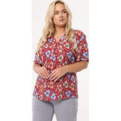 Czerwona Bluzka Physiological. Czerwone bluzki damskie Born2be, l, bez wzorów, bez kołnierzyka, bez ramiączek. Za 39.99 zł.