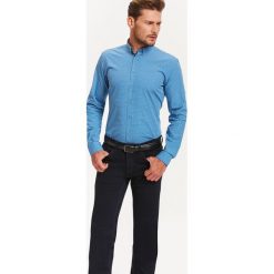 SPODNIE DŁUGIE MĘSKIE. Niebieskie eleganckie spodnie męskie TOP SECRET, m, bez wzorów, z jeansu, długie. W wyprzedaży za 49.99 zł.
