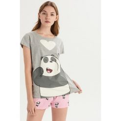 Dwuczęściowa piżama We bare bears - Jasny szar. Szare piżamy damskie Sinsay. Za 49.99 zł.
