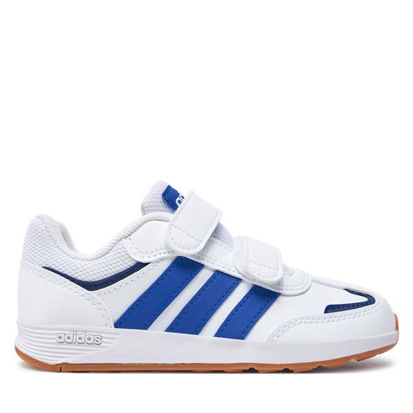 Sneakersy adidas. Białe trampki i tenisówki chłopięce Adidas, bez wzorów, bez zapięcia. Za 139.99 zł.