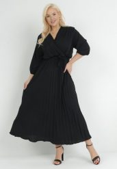 Czarna Plisowana Sukienka Maxi z Kopertowym Dekoltem i Wiązaniem w Talii Lariah. Czarne sukienki damskie Born2be, l, bez wzorów, wizytowe, bez kołnierzyka, plus size, bez ramiączek, maxi, kopertowe. Za 79.99 zł.