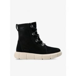 Buty zimowe damskie Sorel Explorer III Joan WP. Czarne obuwie sportowe damskie Sorel, na zimę, trekkingowe. Za 434.99 zł.
