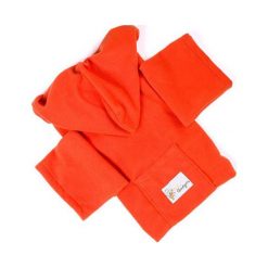 Kocyk z rękawami Baby Wrapi Active rudy. Kocyki dla dzieci marki Pulp. Za 79.00 zł.