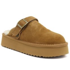 Skórzane klapki damskie ocieplane na platformie camel Big Star UU274696. Brązowe klapki damskie Big Star, bez wzorów, ze skóry, retro, bez obcasa, na platformie. Za 189.99 zł.