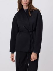 Kurtka z wełną - czarny. Czarne kurtki damskie Reserved, l, bez wzorów, z tkaniny, bez kaptura. Za 299.99 zł.