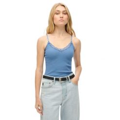 Krótki top z koronkową lamówką dla kobiet Superdry Essential. Niebieskie bielizna termoaktywna damska Superdry., bez wzorów, z koronki, bez ramiączek, krótkie. W wyprzedaży za 105.40 zł.