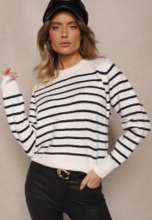 Biały Casualowy Sweter w Paski o Prostym Kroju Riavelleth. Białe swetry damskie Renee, bez wzorów, z jeansu, casualowe, bez kołnierzyka, bez ramiączek, długie, bez kaptura. Za 129.99 zł.