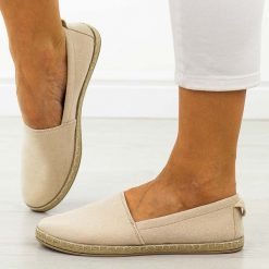 Beżowe espadryle damskie, półbuty Potocki 16332. Brązowe espadryle damskie POTOCKI, na lato, bez wzorów, z zamszu, eleganckie, z okrągłym noskiem, bez obcasa, bez zapięcia. Za 89.00 zł.