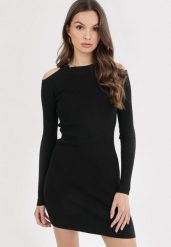 Czarna Sukienka Felynore. Czarne sukienki damskie Born2be, l, bez wzorów, z dzianiny, bez kołnierzyka, bez ramiączek, mini, dopasowane. Za 109.99 zł.