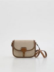 Żakardowa torebka na ramię - brązowy. Brązowe torby na ramię damskie Reserved, bez wzorów, z bawełny, bez dodatków. Za 139.99 zł.