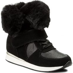 Botki BIG STAR - Y274271 Black. Czarne kozaki damskie Big Star, z futra, bez obcasa. W wyprzedaży za 169.00 zł.