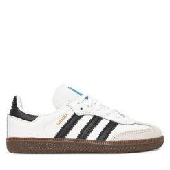 Sneakersy adidas. Białe trampki i tenisówki chłopięce Adidas, bez wzorów, bez zapięcia. Za 159.99 zł.