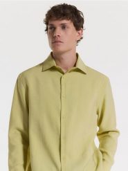Koszula regular fit z lyocellu - żółty. Żółte koszule męskie Reserved, l, bez wzorów, z lyocellu, bez kołnierzyka, bez ramiączek. W wyprzedaży za 65.99 zł.