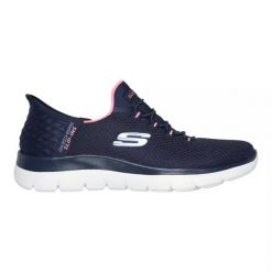 Buty SKECHERS SLIP-INS SUMMITS - DIAMOND DREAM Niebieski. Niebieskie obuwie sportowe damskie Skechers, bez wzorów, z tkaniny, sportowe, bez zapięcia. Za 357.55 zł.