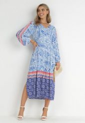 Niebieska Sukienka Panithoe. Niebieskie sukienki damskie Born2be, l, z aplikacjami, klasyczne, bez kołnierzyka, bez ramiączek, midi, rozkloszowane. Za 109.99 zł.