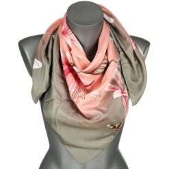 Szara Chusta Damska Apaszka Pod Szyję Lekka Elegancka Oryginalna Mdb-27. Szare szaliki i chusty damskie bez wzorów, z materiału, eleganckie. Za 29.99 zł.