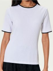 Koszulka z kontrastową lamówką - biały. Białe t-shirty damskie Sinsay, l, bez wzorów, bez kołnierzyka. W wyprzedaży za 11.99 zł.