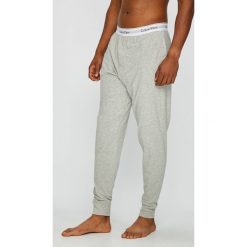 Calvin Klein Underwear - Spodnie piżamowe. Piżamy męskie marki Calvin Klein Underwear. W wyprzedaży za 149.90 zł.