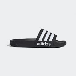 Adilette Shower Slides. Białe klapki damskie Adidas, bez wzorów. Za 119.00 zł.