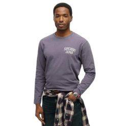 Koszulka z długim rękawem Superdry Athletic Essential. Fioletowe bluzki z długim rękawem męskie Superdry., m, bez wzorów, bez kołnierzyka. W wyprzedaży za 147.60 zł.