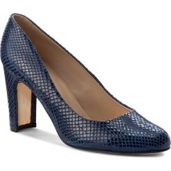 Półbuty SOLO FEMME - 67902-01-D52/000-04-00 Granat. Niebieskie półbuty damskie Solo Femme, z materiału, eleganckie. W wyprzedaży za 199.00 zł.