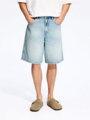Jeansowe szorty baggy - niebieski. Niebieskie szorty męskie Reserved, bez wzorów, z denimu. Za 139.99 zł.