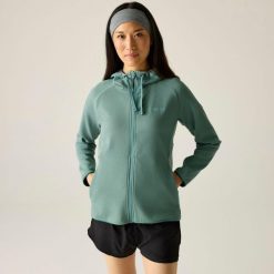 Damska bluza polarowa Nayna z kapturem i zamkiem błyskawicznym. Fioletowe bluzy damskie Regatta, m, bez wzorów, z bawełny, z kapturem. Za 183.99 zł.