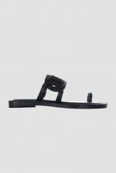 MICHAEL KORS Czarne klapki Alma Flat Sandal, Rozmiar 37. Czarne klapki damskie Michael Kors, bez wzorów, bez obcasa. W wyprzedaży za 459.99 zł.