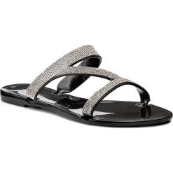 Klapki SCA'VIOLA - 933 Black. Szare klapki damskie Sca'viola, z tworzywa sztucznego. W wyprzedaży za 119.00 zł.